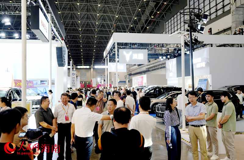 2025海南国际车展暨智能新能源汽车展览会开展 400余款车型亮相